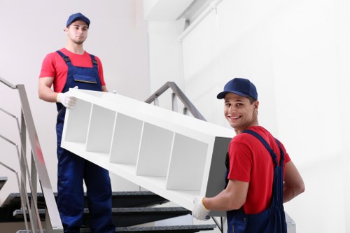 Preparation checklist for a Finchley moving truck service